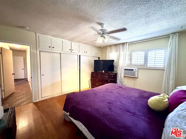 3704 W 111th Place, Inglewood CA: https://media.crmls.org/mediaz/11c0eafb-3c70-452c-9484-4d02f130e18a.jpg