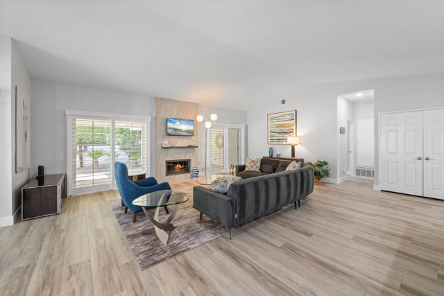 39060 Kilimanjaro Court, Palm Desert CA: https://media.crmls.org/mediaz/11c193c1-15ba-4708-a058-5fe853e221c9.jpg