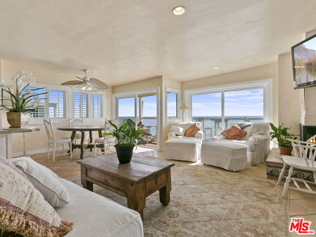 22626 Pacific Coast Highway, Malibu CA: https://media.crmls.org/mediaz/11c1f4d0-1714-41e9-85f5-85de74ddbfa0.jpg