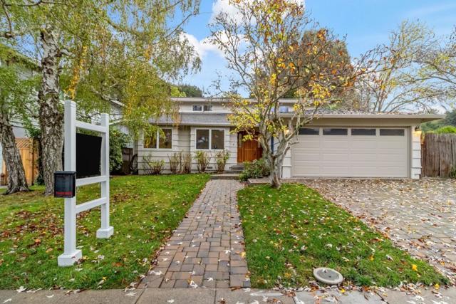 3113 Granger Way, Redwood City CA: https://media.crmls.org/mediaz/11c266f7-78b1-484f-9e30-93cb099ff37a.jpg