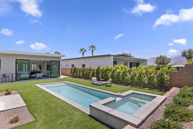 57939 Santo Thomas, La Quinta CA: https://media.crmls.org/mediaz/11c283fa-f0ab-4051-bebf-9f83ccf96ca2.jpg