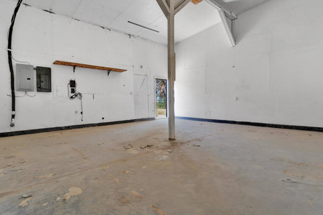 37625 Cruces Dr, Drive, Warner Springs CA: https://media.crmls.org/mediaz/11c3c683-2024-48cf-b3e0-a2c75c9e4e10.jpg