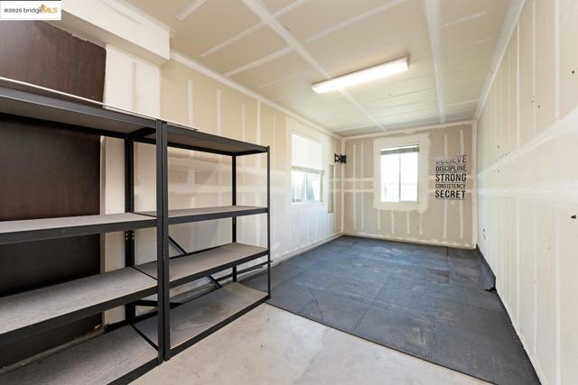 1604 Coventry Dr, Oakley CA: https://media.crmls.org/mediaz/11c4d555-8001-4fd4-9690-de09868c2f78.jpg