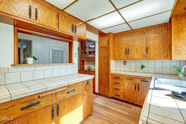 Detail Gallery Image 15 of 49 For 3942 Los Olivos Ln, Glendale,  CA 91214 - 3 Beds | 2 Baths