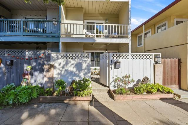 117 Marina Avenue, Aptos CA: https://media.crmls.org/mediaz/11c6e00c-60e8-49f8-86da-585cec566ac5.jpg