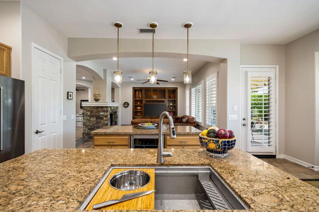 81314 Golden Barrel Way, La Quinta CA: https://media.crmls.org/mediaz/11c7959c-bbd6-4769-b6e2-96fbd2061322.jpg