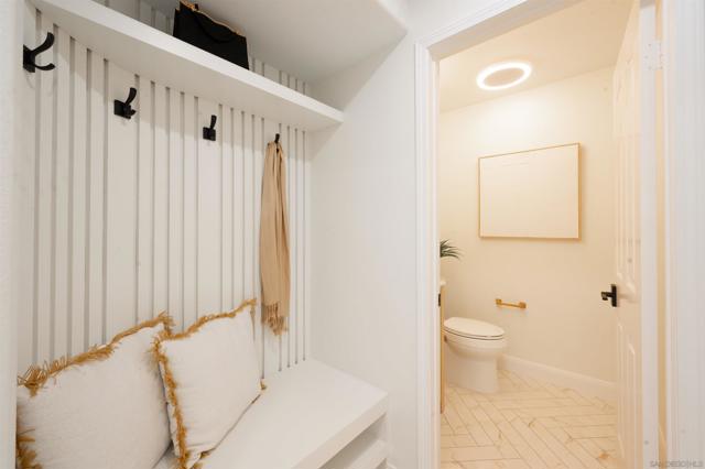 11475 Eastridge Pl, San Diego CA: https://media.crmls.org/mediaz/11c7cf25-fc1b-4e46-ad02-fd58ae8de1b4.jpg
