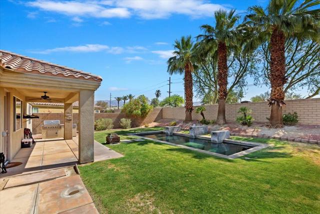 42330 Bridges Court, Indio CA: https://media.crmls.org/mediaz/11c7f3df-7699-450a-a168-d9fa1ed62376.jpg