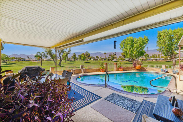 38250 Azalea Drive, Palm Desert CA: https://media.crmls.org/mediaz/11c83704-ba93-46be-b959-c1127af5a348.jpg