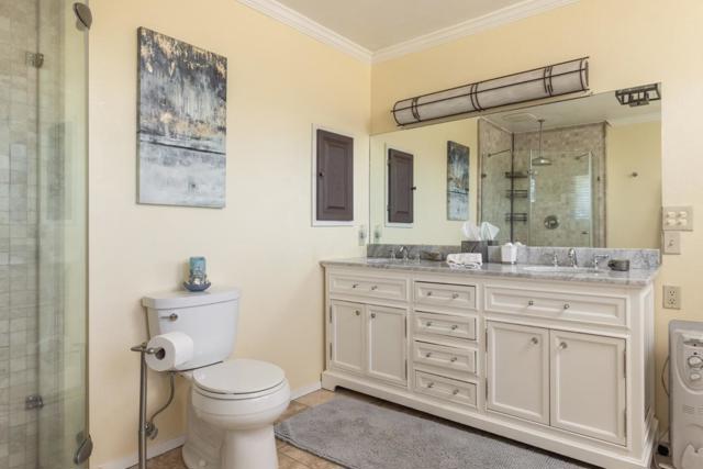34998 Sky Ranch Road, Carmel Valley CA: https://media.crmls.org/mediaz/11c98771-a748-45cc-a4c9-8a180d066bd9.jpg