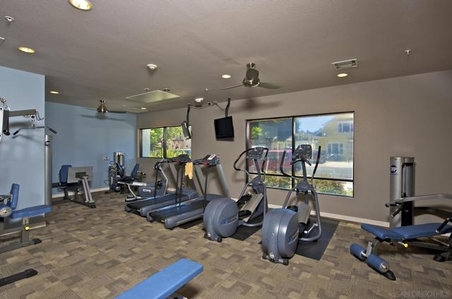 3650 5Th Ave, San Diego CA: https://media.crmls.org/mediaz/11cc447e-7b48-4c75-b285-3616263adc27.jpg