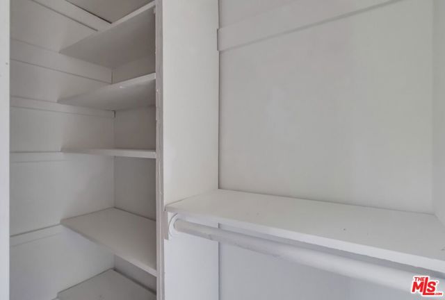 687 Mount Carmel Drive, Claremont CA: https://media.crmls.org/mediaz/11cc5246-0fd1-4e89-99de-5968861f351b.jpg