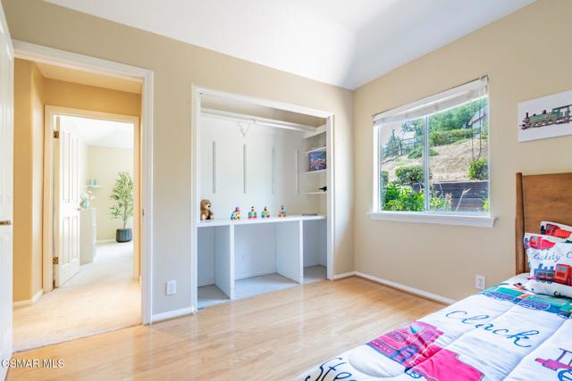 6564 La Cumbre Road, Somis CA: https://media.crmls.org/mediaz/11cd79b7-ae31-4eba-aba6-ecf4f671b35a.jpg