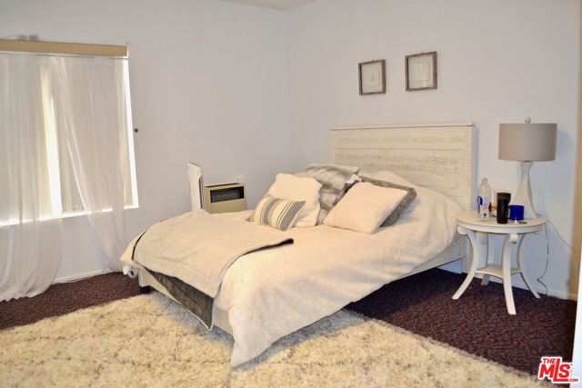 721 W 32nd Street, Los Angeles CA: https://media.crmls.org/mediaz/11ce0853-2586-4967-ba1d-461055d89938.jpg