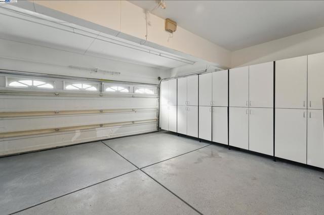 35864 Killorglin Cmn, Fremont CA: https://media.crmls.org/mediaz/11ce5231-f340-424c-b81f-60f9cd8ef131.jpg