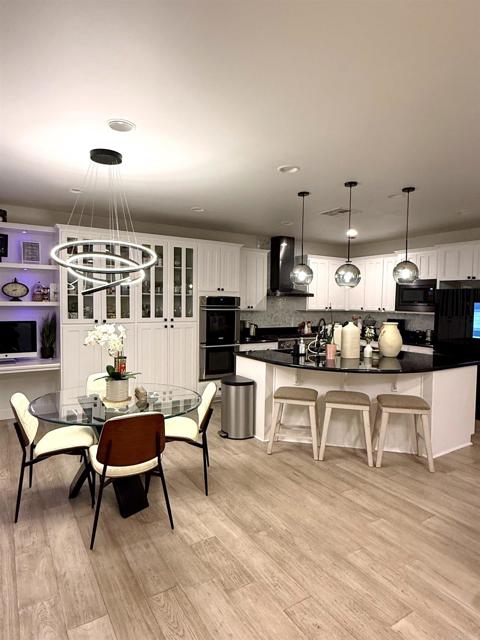 Detail Gallery Image 11 of 52 For 1498 Berry Creek Place, Chula Vista,  CA 91913 - 5 Beds | 4/1 Baths
