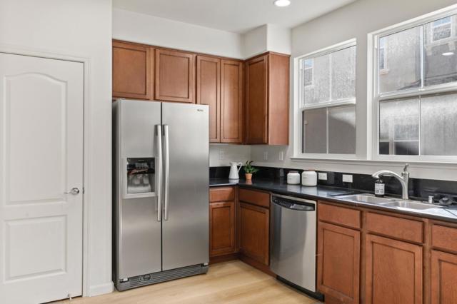 2192 Beech Circle, San Jose CA: https://media.crmls.org/mediaz/11cf4d7c-e77b-4919-ace5-4f07f1680535.jpg