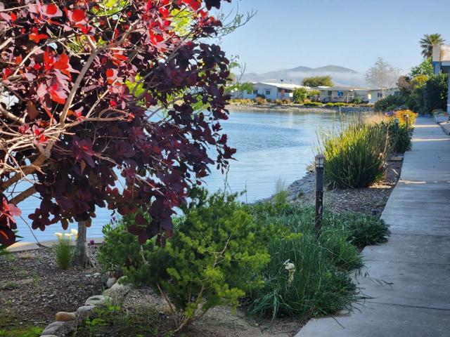 150 Kern Street, Salinas CA: https://media.crmls.org/mediaz/11cf9313-f7cd-4557-92ab-50e49d47d633.jpg