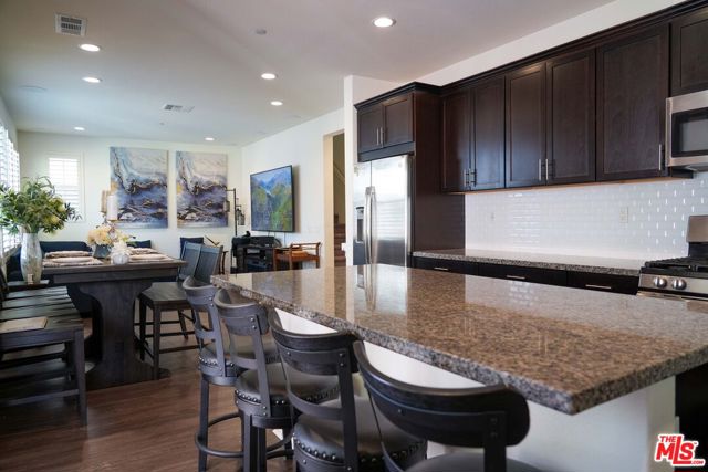 18215 Astro Court, Santa Clarita CA: https://media.crmls.org/mediaz/11d1ba67-3caf-457f-8d52-d91a5789cdcf.jpg