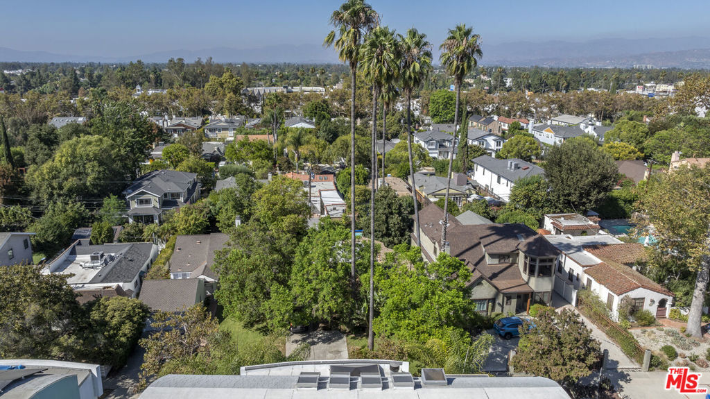 12236 LAUREL TERRACE DriveStudio City img 21
