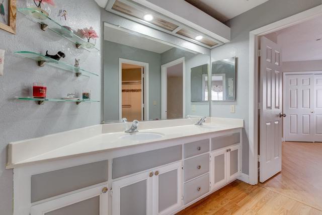 559 Topley Court, Vallejo CA: https://media.crmls.org/mediaz/11d3bb59-a79c-4ad7-a855-67d755ff0a5f.jpg