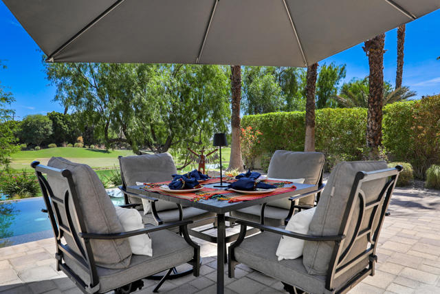 79840 Rancho La Quinta Drive, La Quinta CA: https://media.crmls.org/mediaz/11d52e66-724d-4bfd-b4e1-d47b20eafc0c.jpg