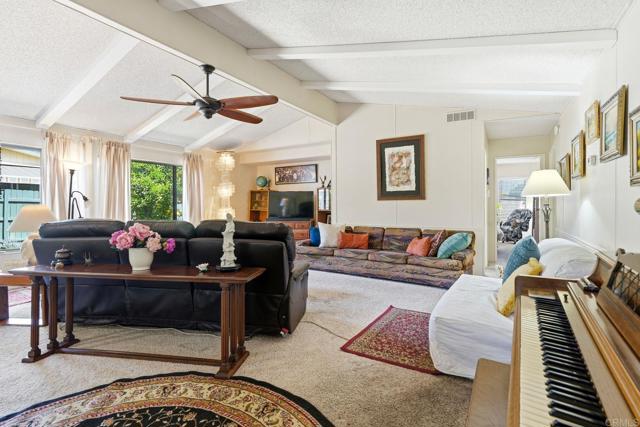Detail Gallery Image 12 of 40 For 18218 Paradise Mountain Rd Spc 179 #LOT 179,  Valley Center,  CA 92082 - 2 Beds | 2 Baths