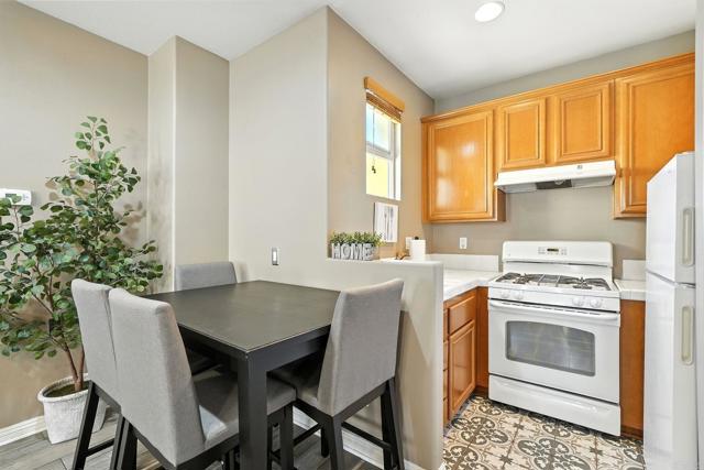 1682 May Ave, Chula Vista CA: https://media.crmls.org/mediaz/11d7c58e-8d2b-4b1a-ade9-611dbc5c22c8.jpg