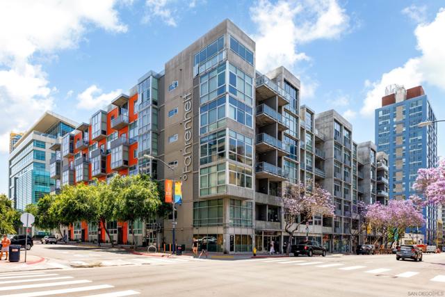 1025 Island Ave, San Diego CA: https://media.crmls.org/mediaz/11d81040-3d8d-4cbc-8b3b-30a4efb8fb28.jpg