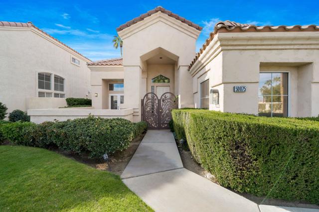 50075 Doral Street, La Quinta CA: https://media.crmls.org/mediaz/11d88e5e-cb64-4c1f-b401-c3d4e3a0143a.jpg