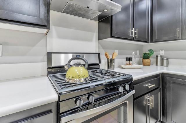 1490 Coyote Creek Way, Milpitas CA: https://media.crmls.org/mediaz/11d9c0b0-dbb5-436e-88a6-31217353a934.jpg