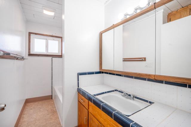 921 Suiter Street, Hollister CA: https://media.crmls.org/mediaz/11db2cac-e488-415c-94b9-0bc922a1ea4b.jpg
