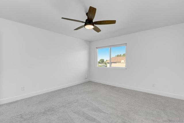 Image 23 of 33 For 2904 Levante St