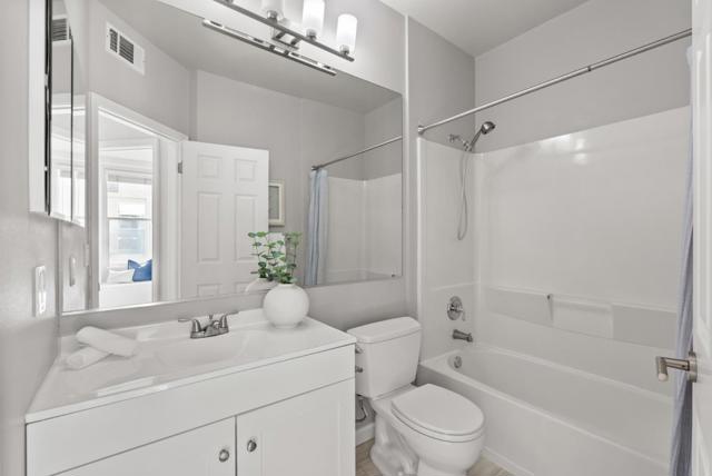150 Holly Court, Mountain View CA: https://media.crmls.org/mediaz/11dc8684-c4ec-4ddd-a4a9-df7d42a9972e.jpg