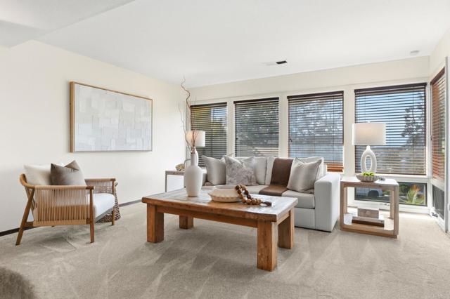 Detail Gallery Image 19 of 75 For 13635 Pine Needles Dr, Del Mar,  CA 92014 - 4 Beds | 3/1 Baths