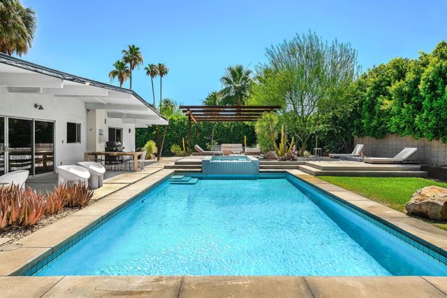 2639 E Livmor Avenue, Palm Springs, CA 92262