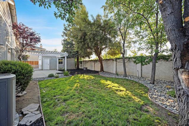 6424 Altamar Cir., Livermore CA: https://media.crmls.org/mediaz/11dda633-92b6-4e7e-8628-58e9c6980857.jpg