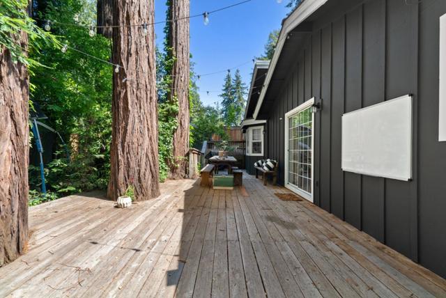 105 William Way, Felton CA: https://media.crmls.org/mediaz/11ddb597-c34c-4b86-817d-d5b7cd481247.jpg