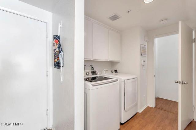 Orilla Walk Laundry Room