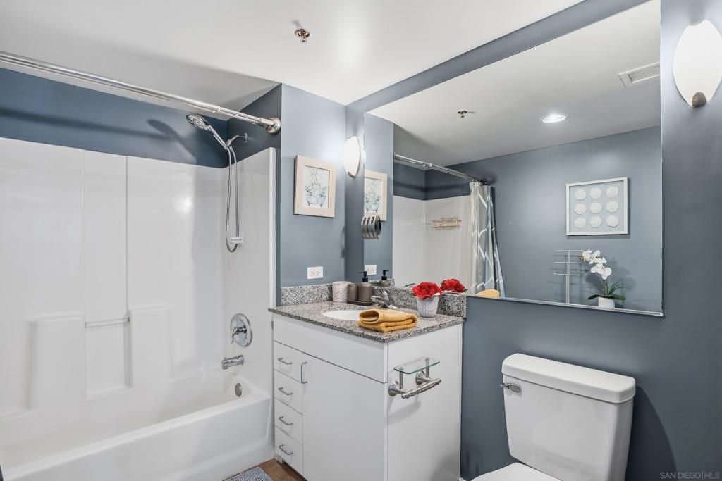 425 Beech St - photo 11