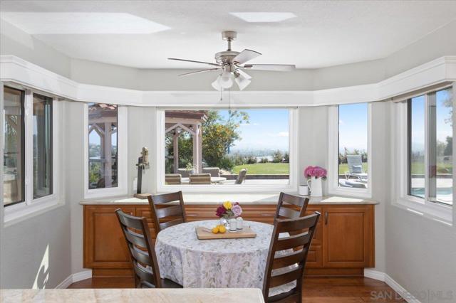 1373 Stoneridge Circle, Escondido CA: https://media.crmls.org/mediaz/11df3f9b-7614-4ad3-a2c0-4f446cc6ea08.jpg