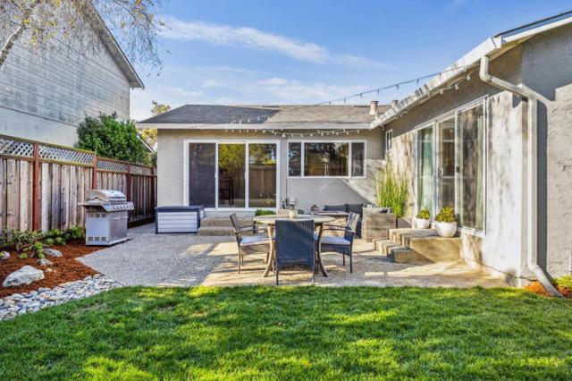 140 Palm Beach Avenue, El Granada CA: https://media.crmls.org/mediaz/11df908d-e2ff-4386-bf1a-23d385930432.jpg