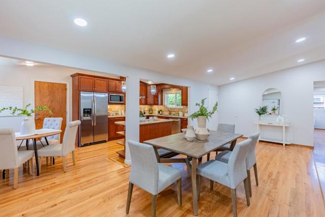 335 Burnett Avenue, Santa Clara CA: https://media.crmls.org/mediaz/11e1238f-3701-4619-8218-a740b9e429af.jpg