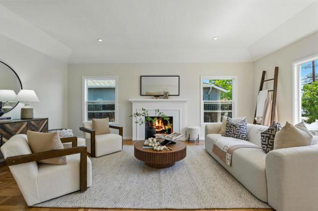 1513 Oak Street, San Mateo CA: https://media.crmls.org/mediaz/11e2481a-abfa-4638-adce-d447e37cdcc4.jpg