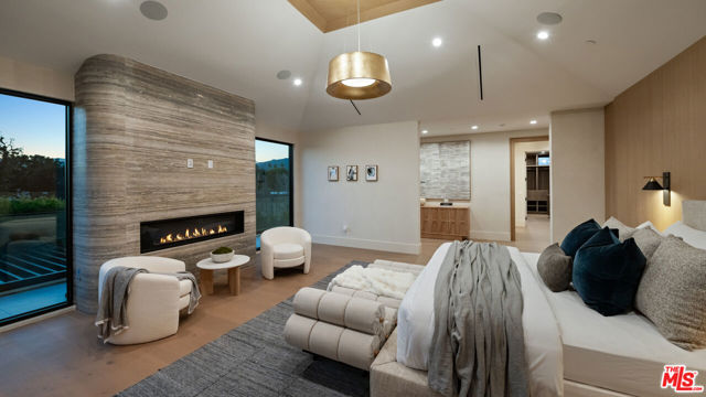 Drew Fenton | 565 Toyopa Drive Pacific Palisades CA | MLS: 7523707 Drew Fenton | 565 Toyopa Drive Pacific Palisades CA | MLS: 7523707