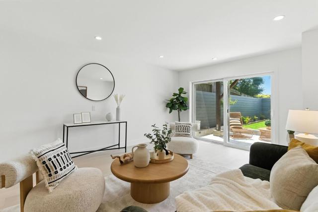 1815 18th Avenue, San Francisco CA: https://media.crmls.org/mediaz/11e3f26a-5699-4758-9b57-e6a6b58d07b9.jpg