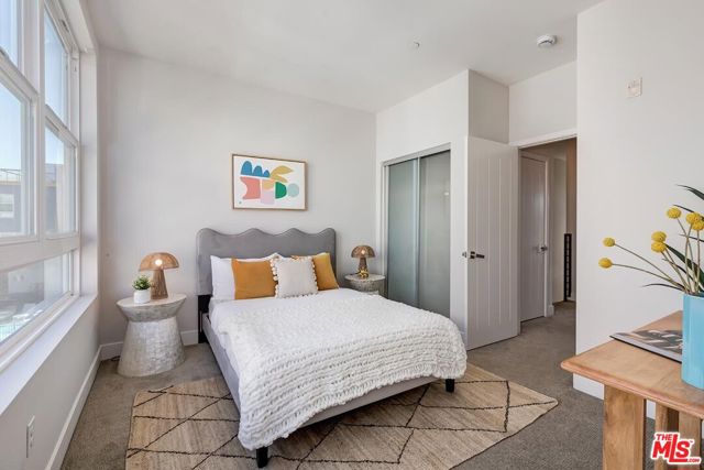 2753 Waverly Drive, Los Angeles CA: https://media.crmls.org/mediaz/11e42a99-b1b6-4516-bff1-61b8eafa0ea4.jpg