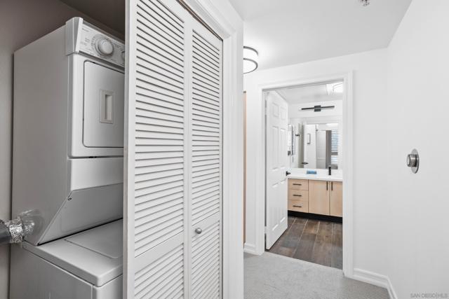 1480 Broadway, San Diego, California 92101, 2 Bedrooms Bedrooms, ,2 BathroomsBathrooms,Condominium,For Sale,Broadway,250029219SD