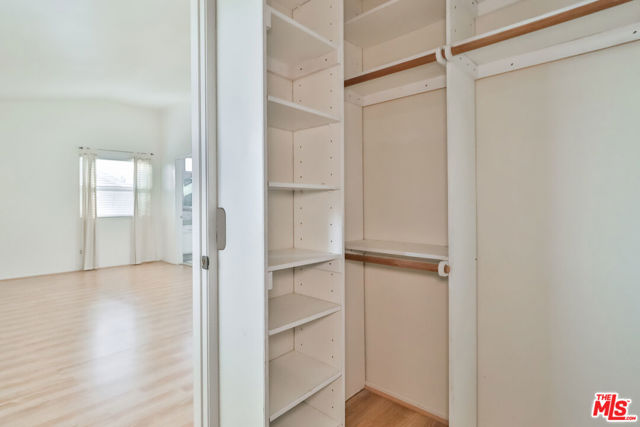 768 Aileen Street, Camarillo CA: https://media.crmls.org/mediaz/11e5db3b-e65f-4340-bb88-3ce3b0ebc683.jpg