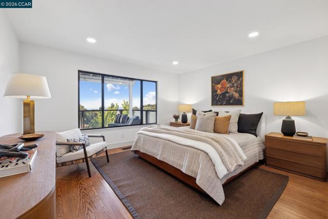 Image 32 of 49 For 1227 Alvarado Road